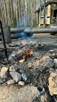 Lagerfeuerplatz mit Grill