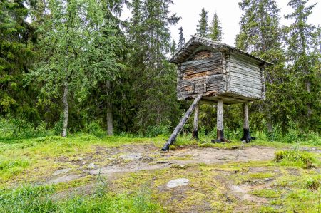 Übernachtungshütte in der Kirchenstadt Fatmomakke