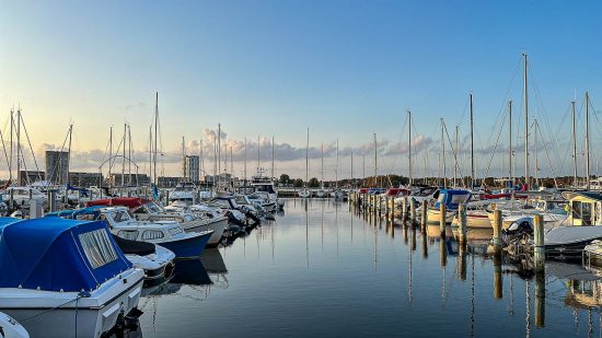 Stellplatz am Jachthafen Aalborg