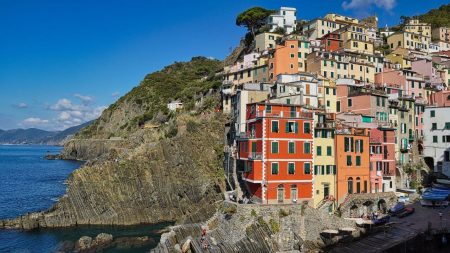 Manarola_Hafen_Kueste